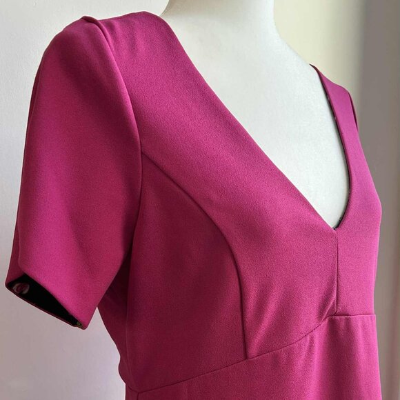 NWT Betsey Johnson Fuchsia Structured Mini Dress with Cherry Print Lining – US 8 - Picture 1 of 11